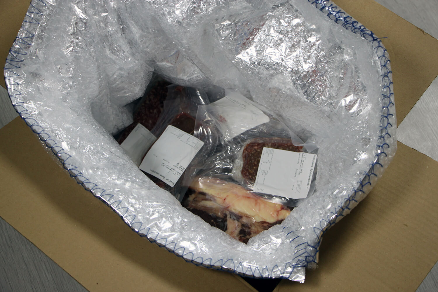 Rundvlees verpakt in een speciale koelverpakking.