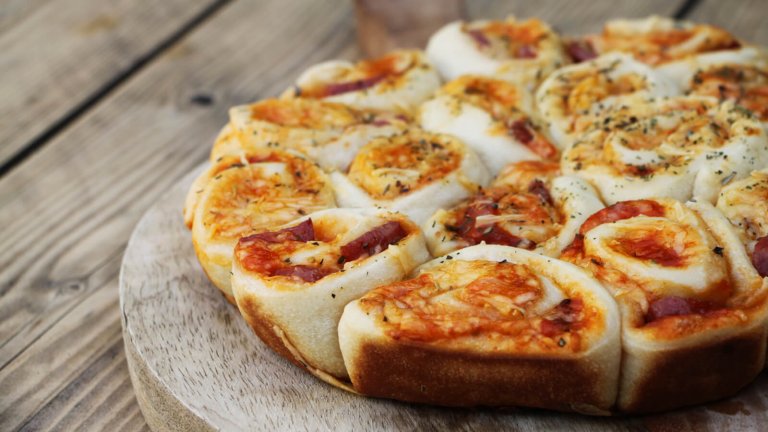 pizza breekbrood recept