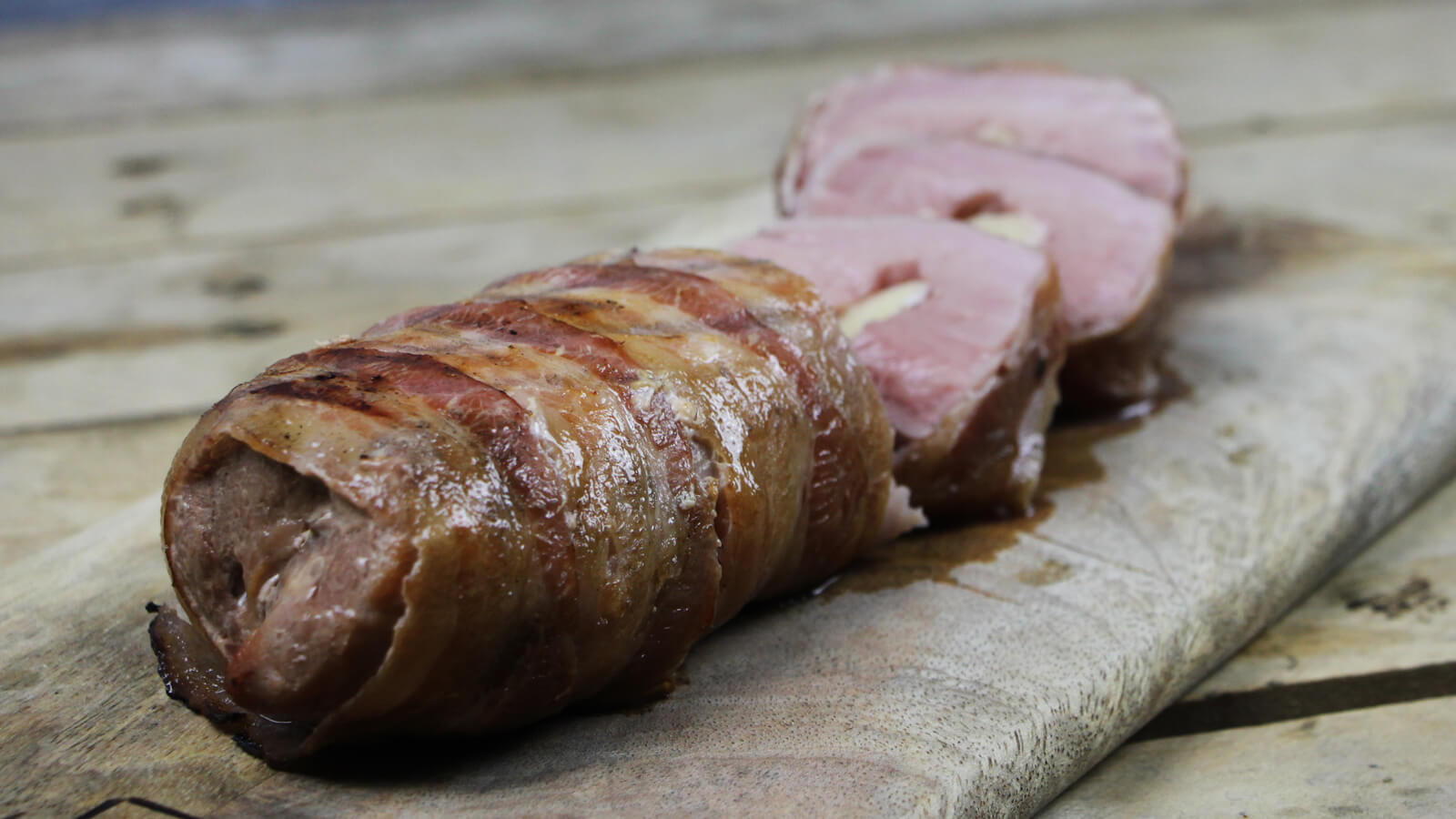 Barbecue Recept: Varkenshaas met Bacon en Brie