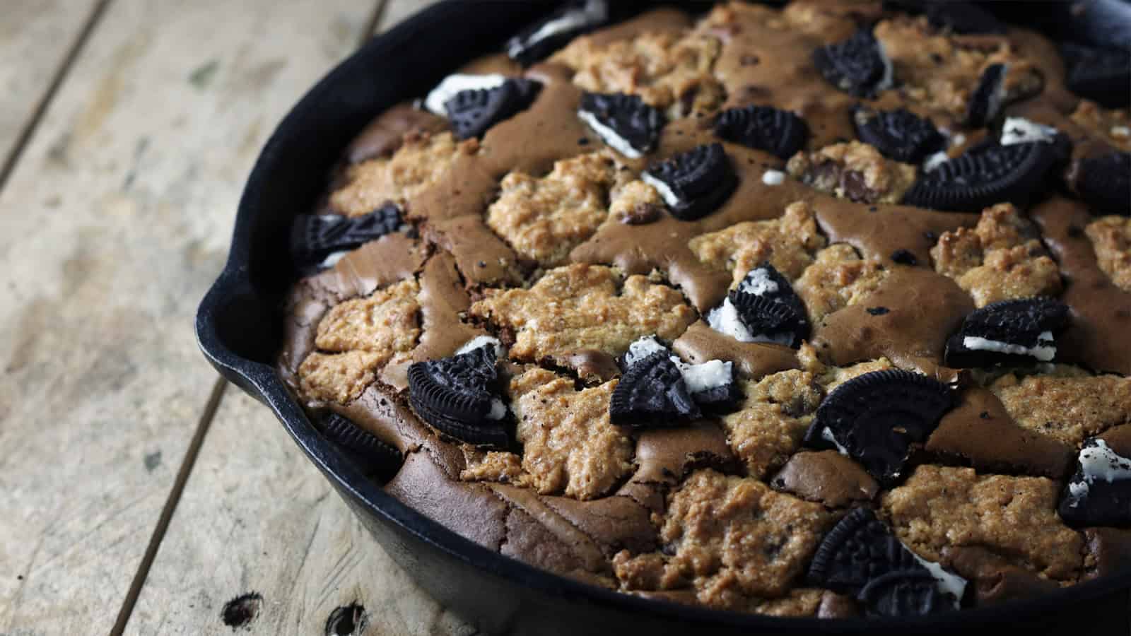 BBQ Oreo Brownie met Cookie Dough