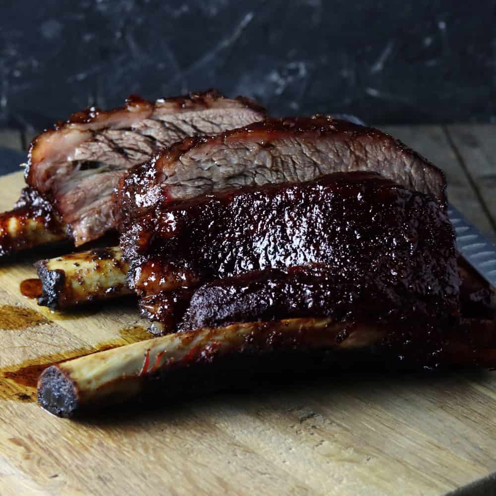 Maple Bourbon Short Ribs - BBQ Recepten - BBQ Junkie