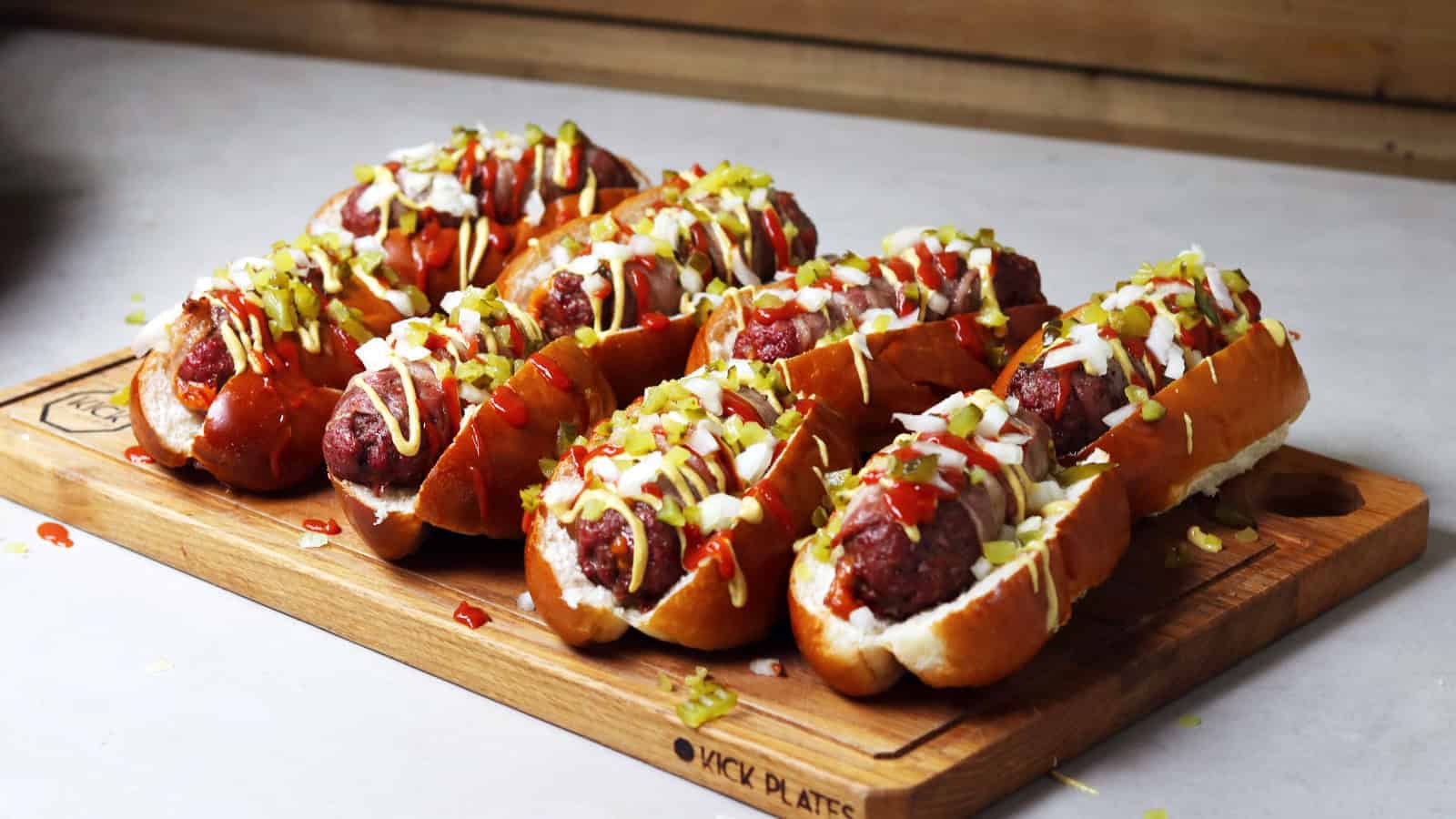 Cheeseburger Hotdogs van de BBQ
