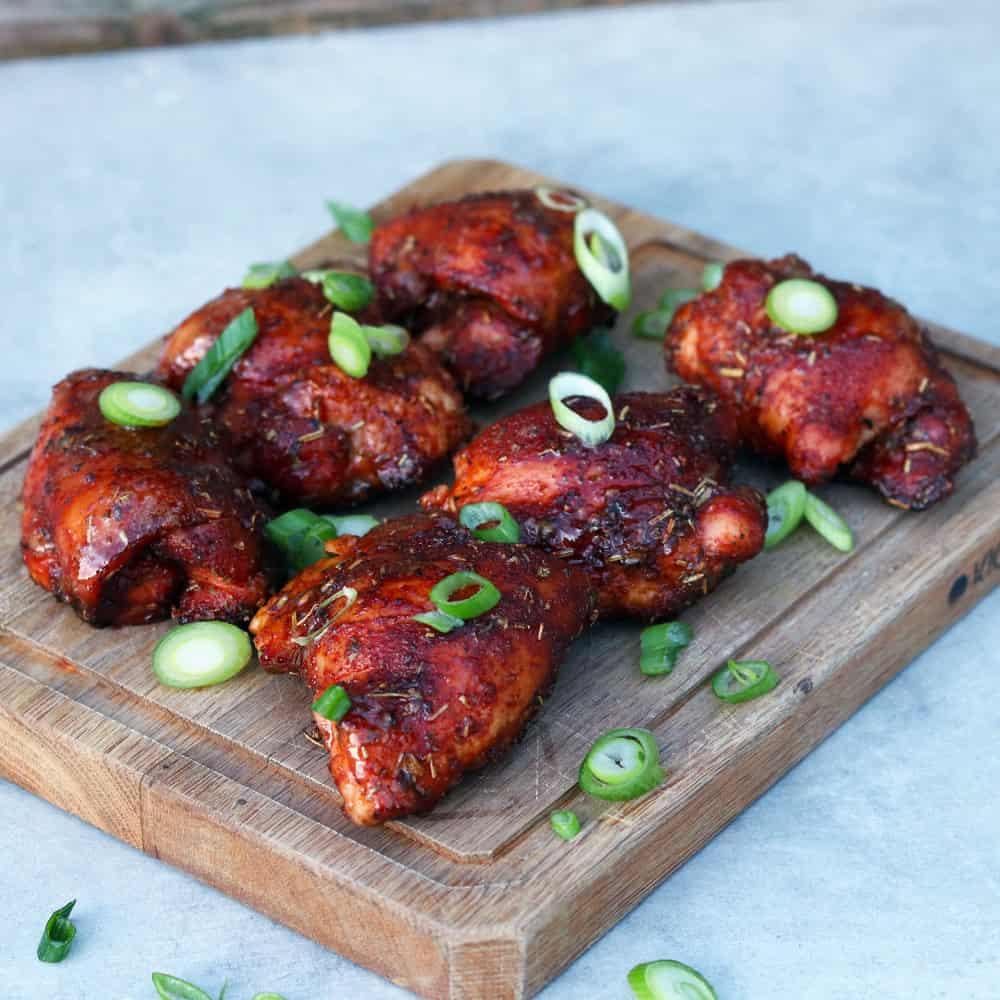 cajun kippendijen honing boter glaze uitgelicht