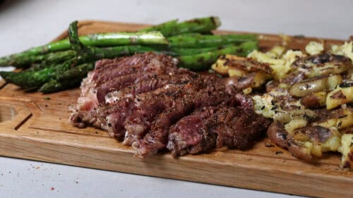 ribeye groene asperges smashed potatoes recept